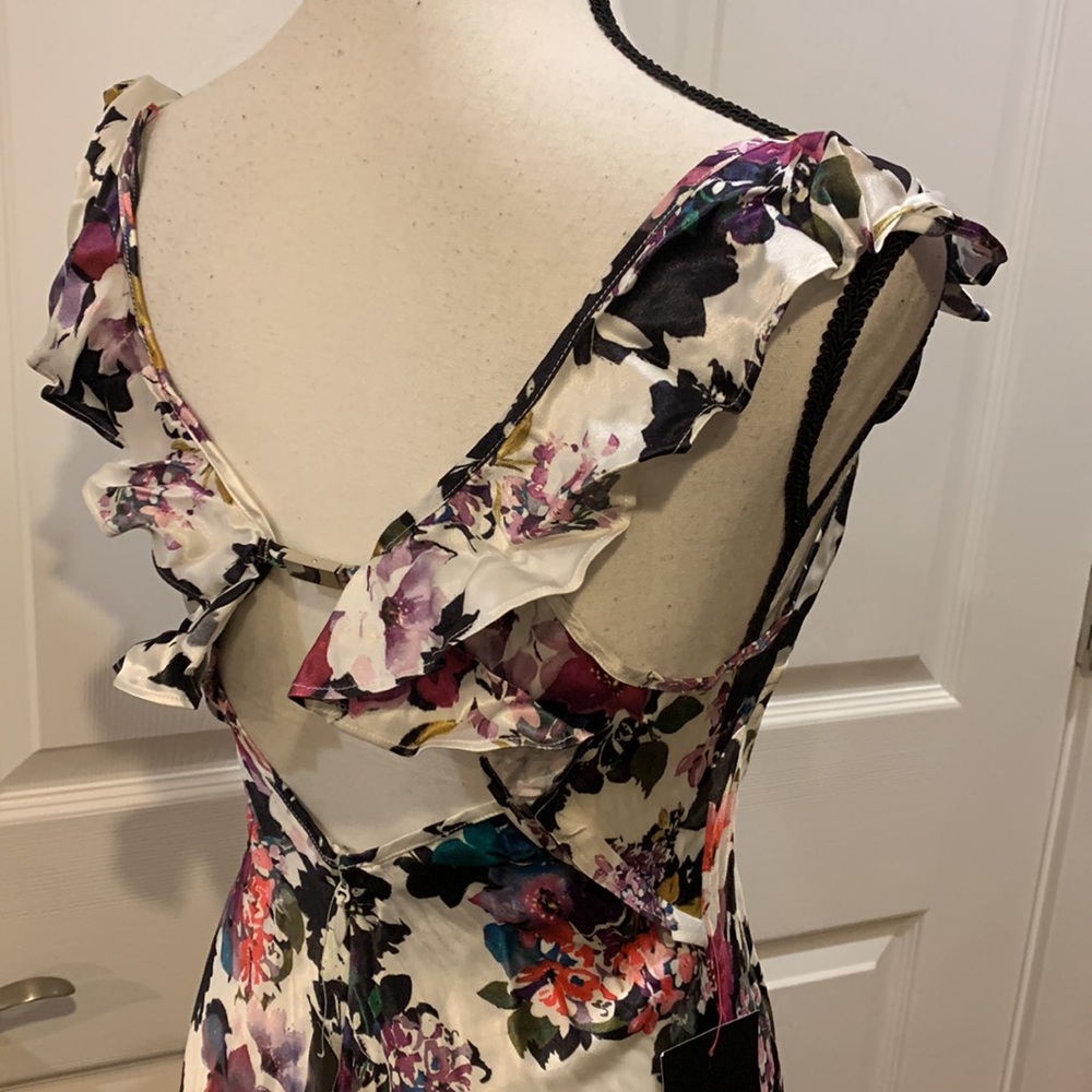 Open Back Ruffle Midi Dress - Picture 4 of 8